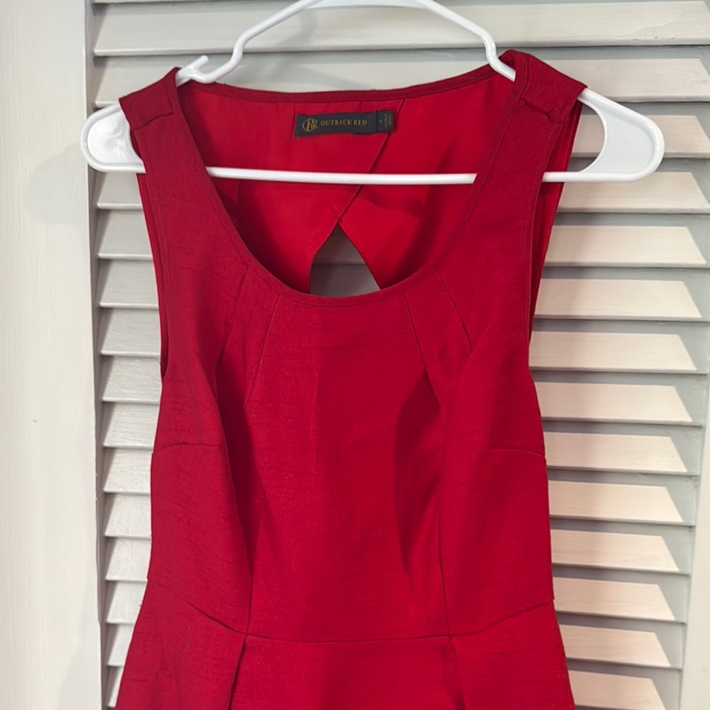 Outback Red Elegant Backless Dress - Picture 3 of 4